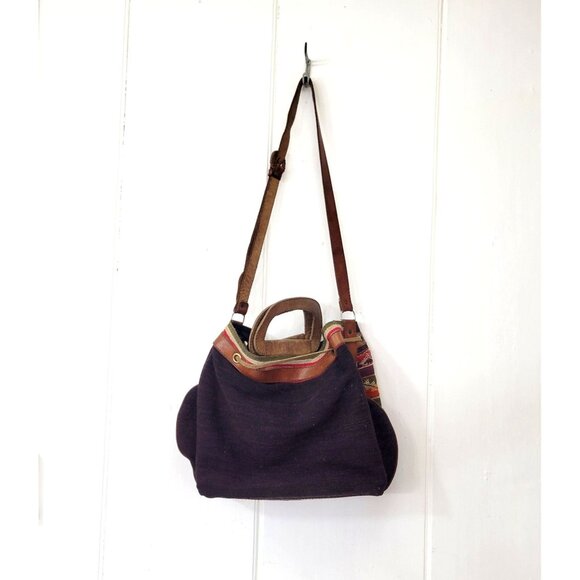 Vintage Kilim and Leather Shoulder Bag Purse - Picture 3 of 6